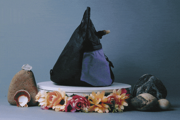 Magnetic Brush Bucket in Black Stoneflower, rotating view