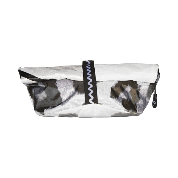 Magnetic Brush Bucket in Snow Leopard, with the top rolled down