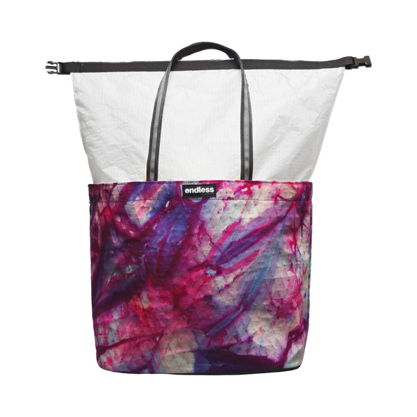 Endless Choss Tote in Bubbles, open