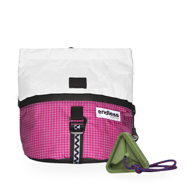 Magnetic Brush Bucket in Berry with a Green Triad Warm Up Block