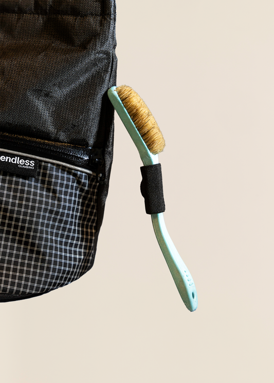 Magnet Sleeve (included with bucket)