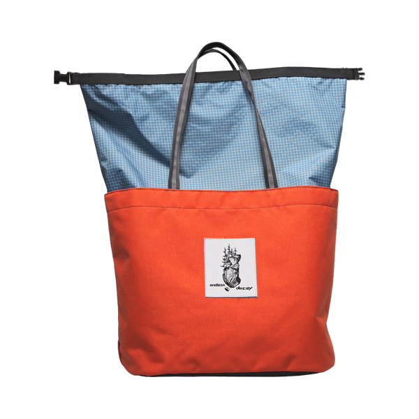 Endless Decoy Tote in Blazer, open